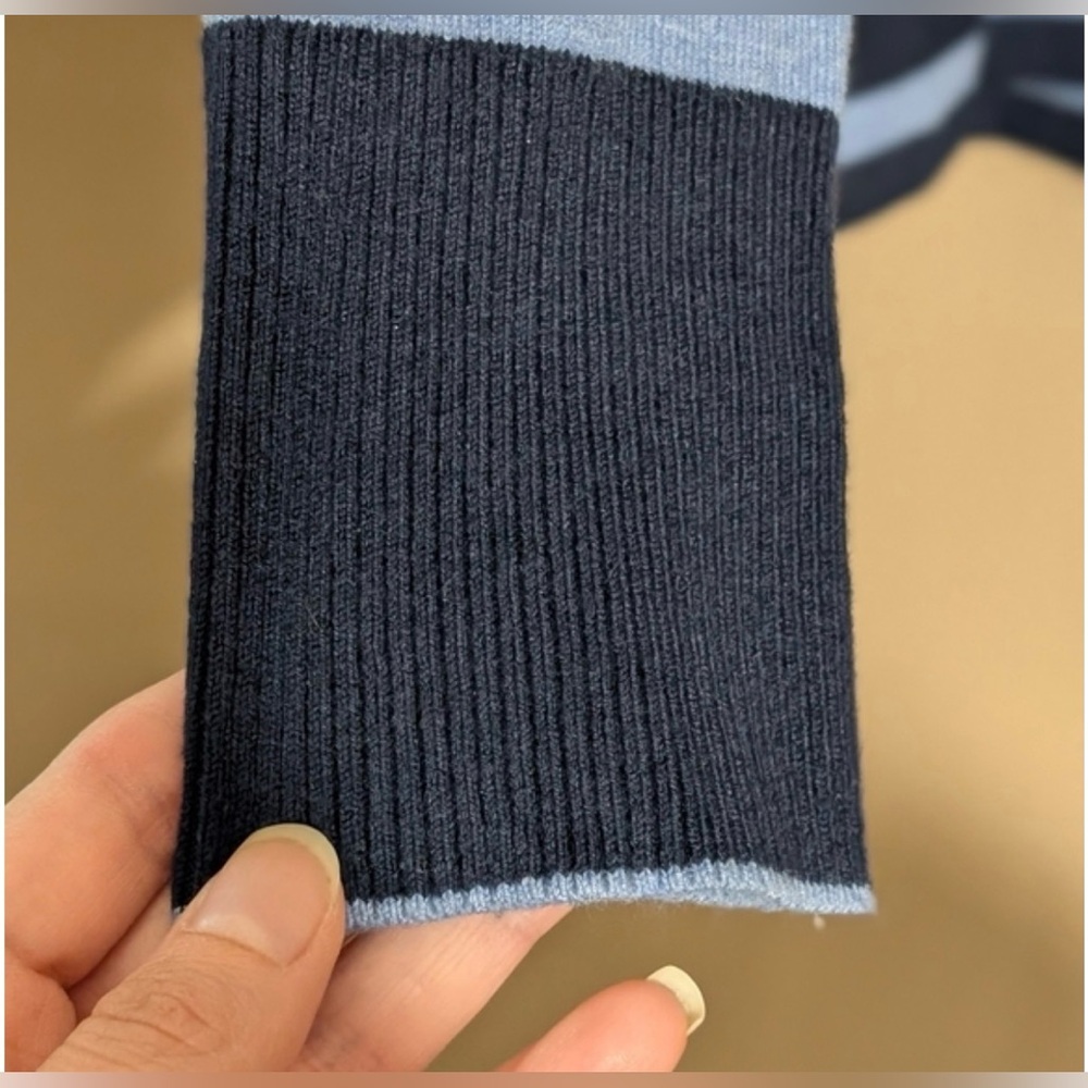 J. McLaughlin Poet Sweater In Stripe, Size:Small, Color: Blue - Picture 6 of 9